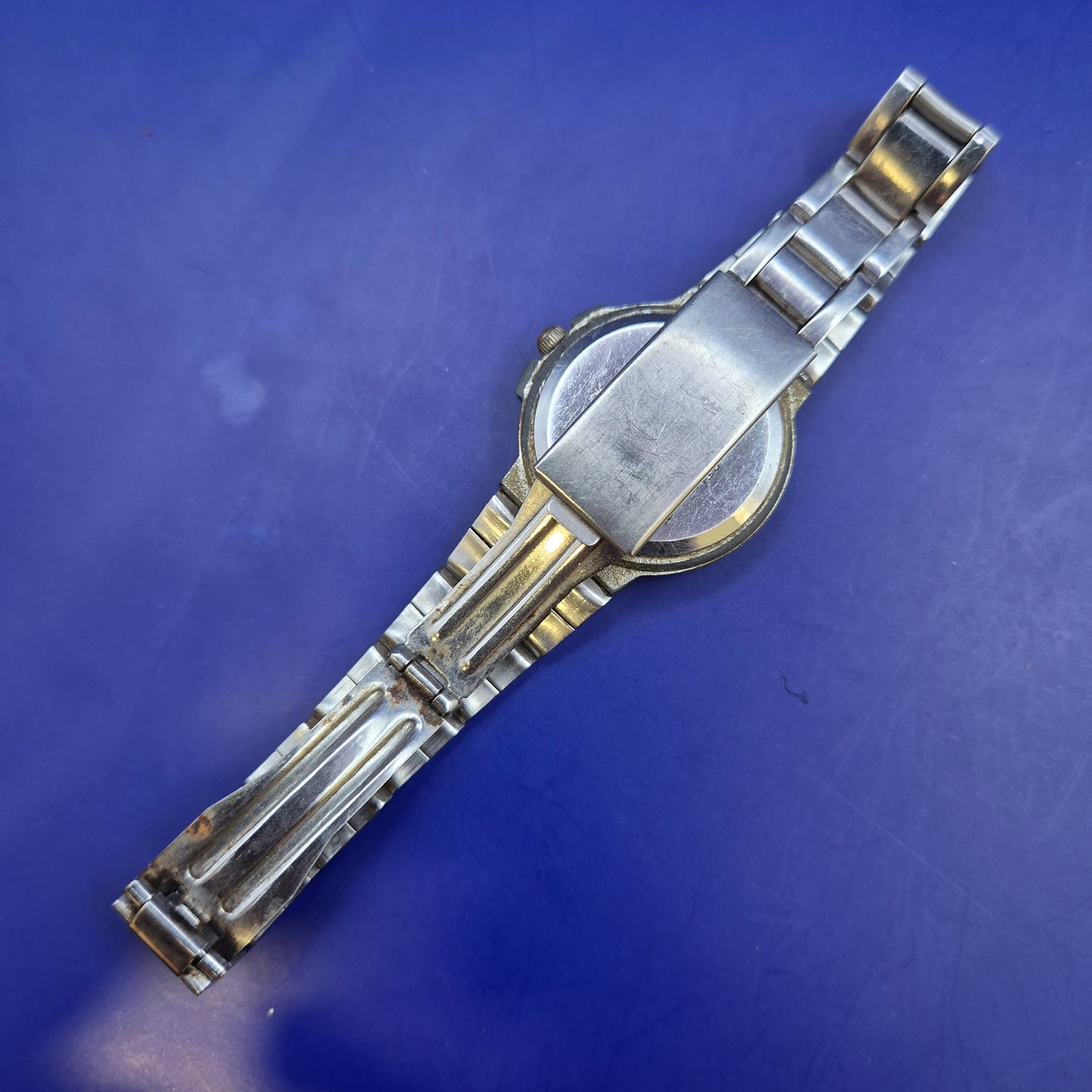 Klassische Meister-Anker Damen Uhr – Zweifarbiges Design mit Hellblauem Ring