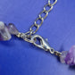 Stilvolle Amethyst Splitterkette – Naturstein Hals Kette in Violett