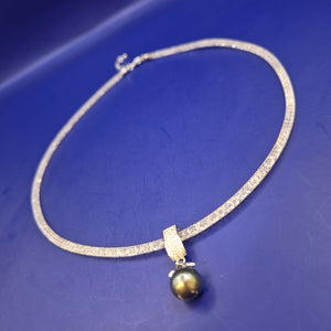Elegante Damen Halskette mit Perlen Anhänger – Edler Look