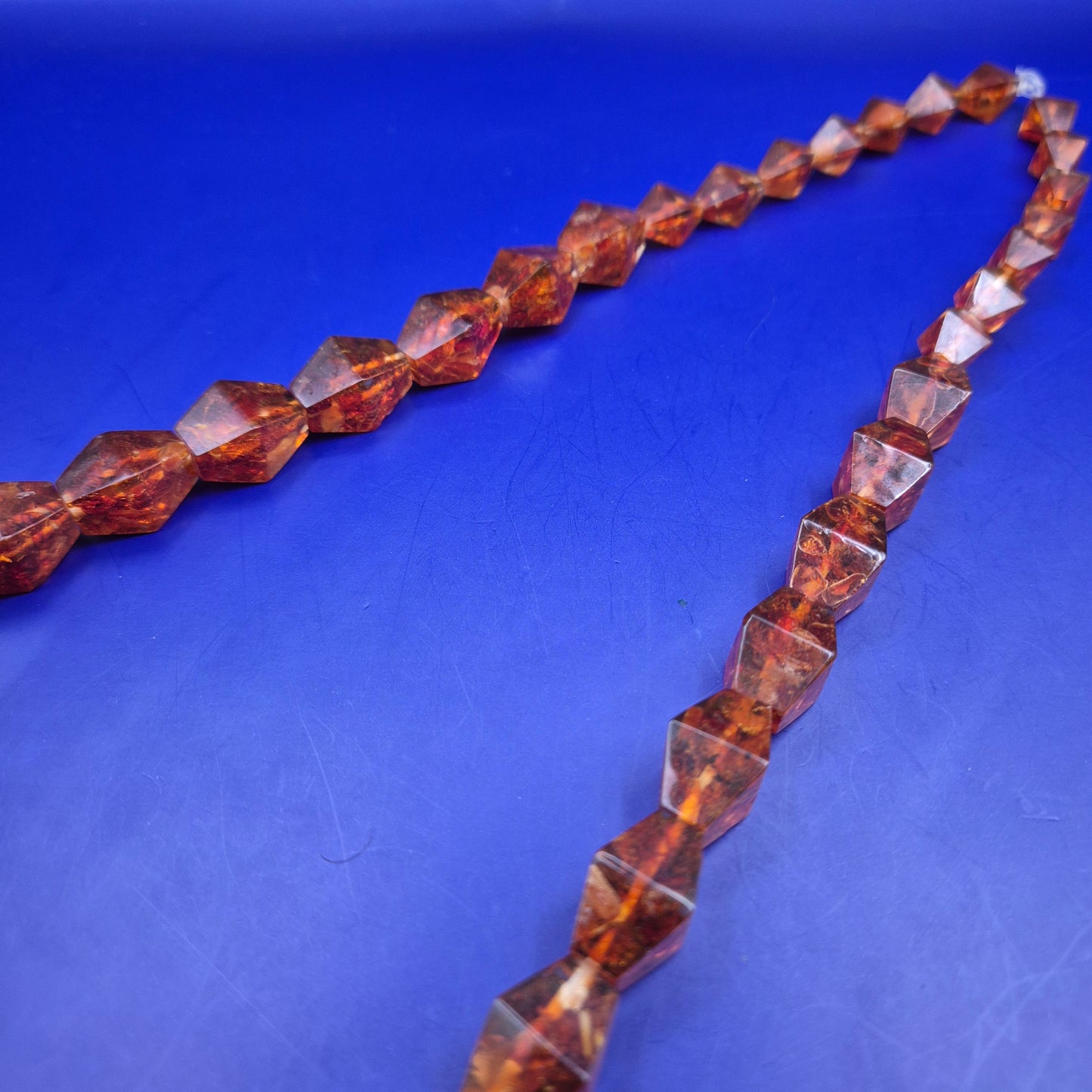 Elegante Bernstein Bernsteinperlen Hals Kette – Einzigartige Bikonische Form
