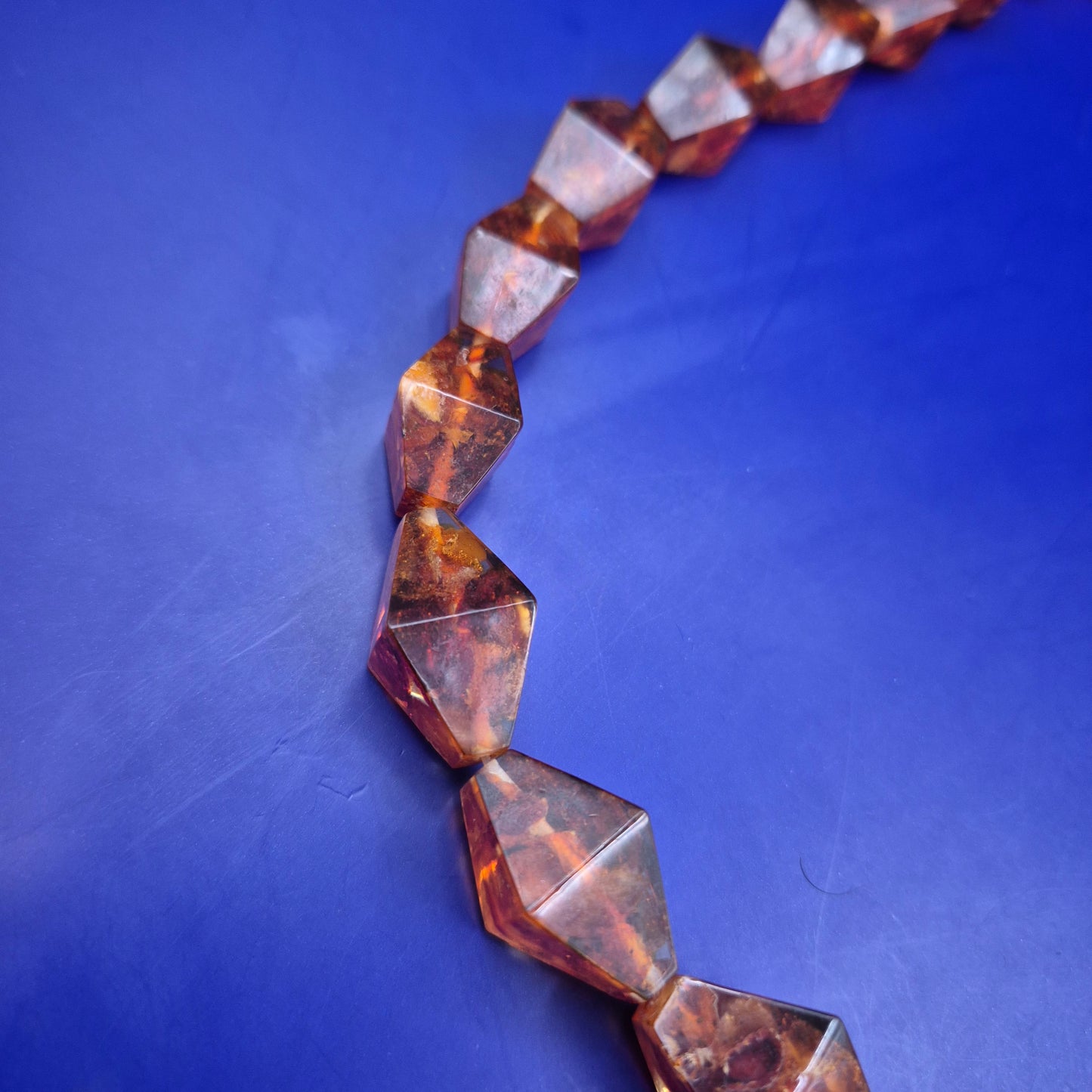 Elegante Bernstein Bernsteinperlen Hals Kette – Einzigartige Bikonische Form