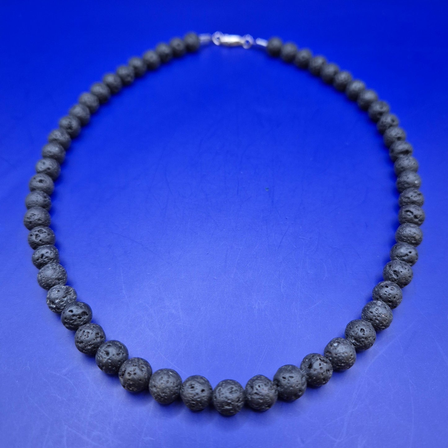 Naturstein Lavastein Perlen Kette mit Silberfarbenem Verschluss Herren Damen