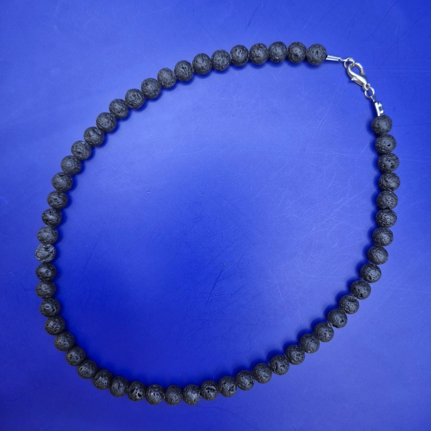 Naturstein Lavastein Perlen Kette mit Silberfarbenem Verschluss Herren Damen