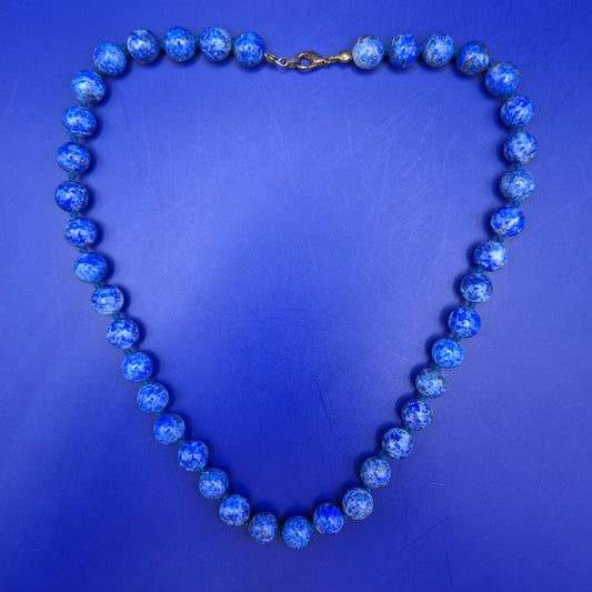Vintage Damen Kette mit blauen Lapis Lazuli Perlen und Karabinerverschluss