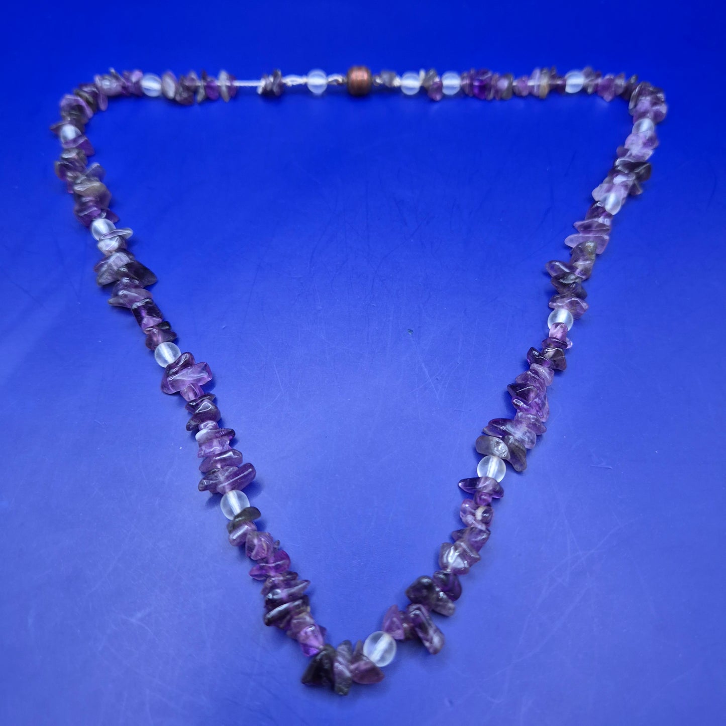 Vintage Kette aus Amethyst Splittern und Mondstein Glasperlen
