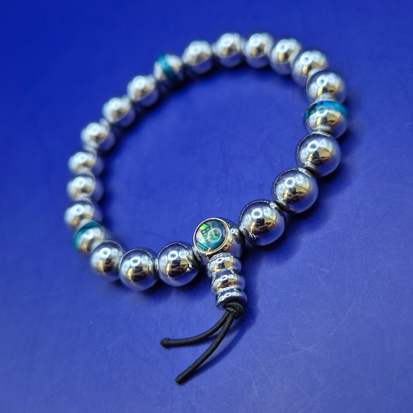 Silberfarbenes Perlen Armband mit Türkis & Abalone Inlays