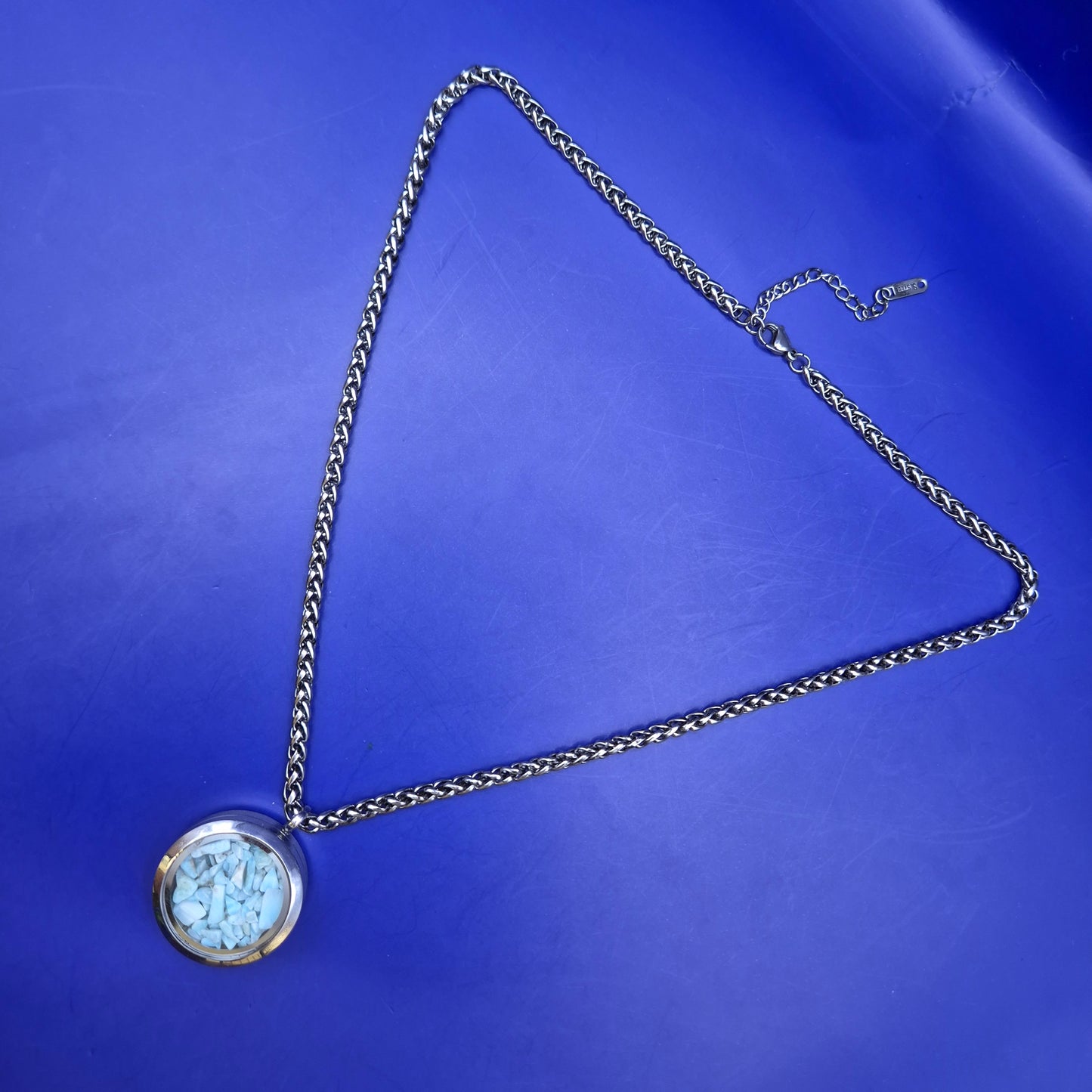 Vintage Edelstahl Kette mit Larimar Stein Anhänger