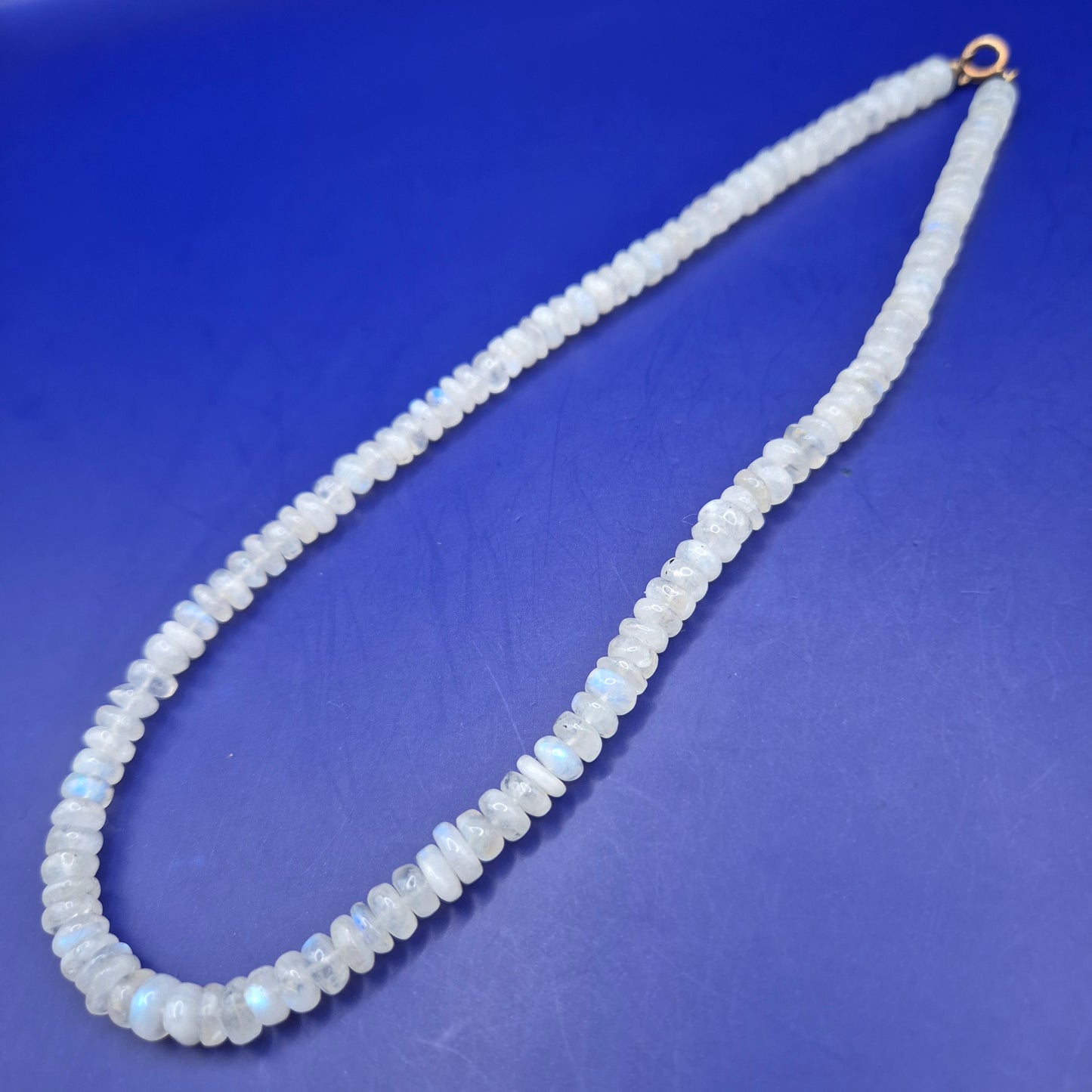 Vintage Mondstein Kette Collier mit facettierten Perlen und Verschluss