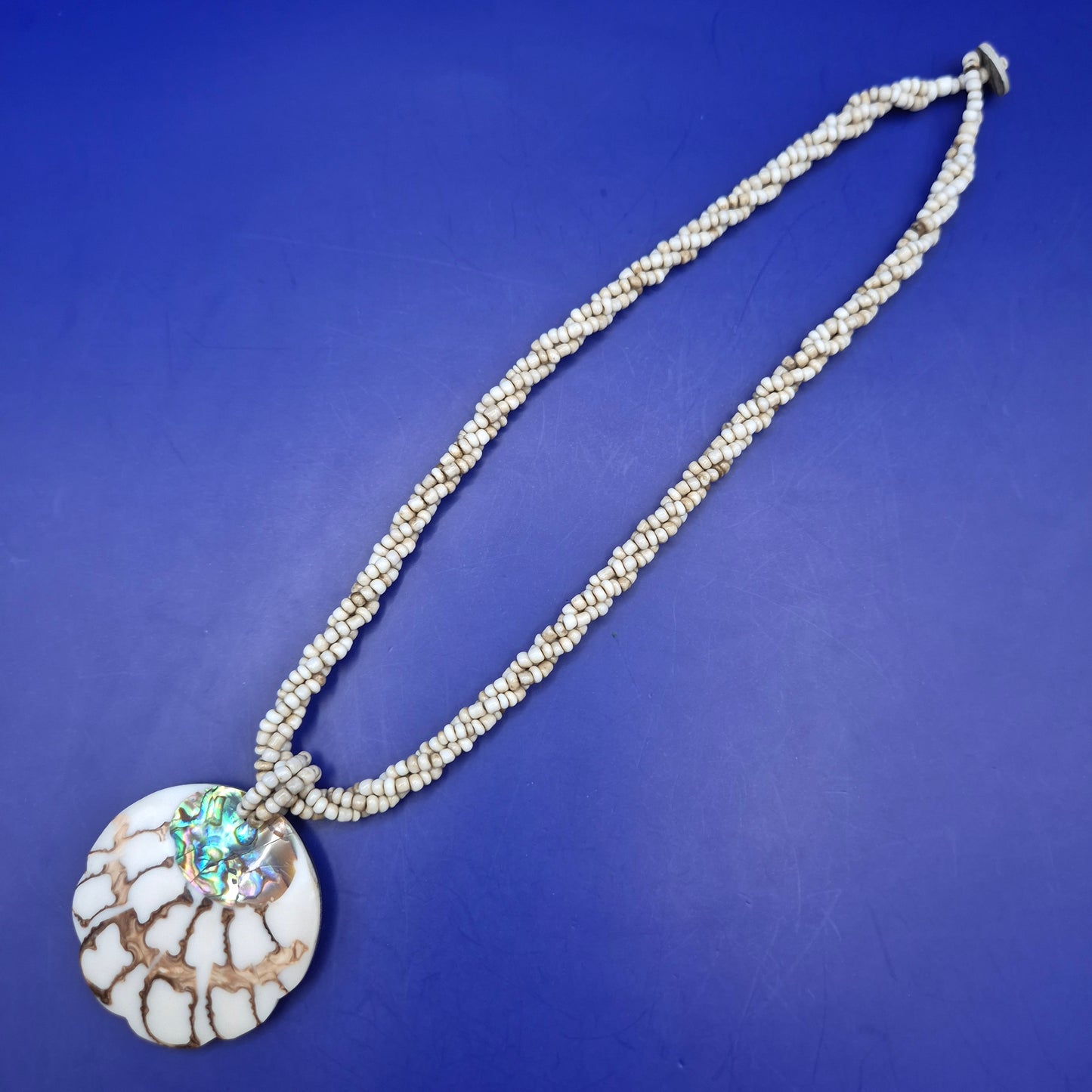 Vintage Muschel Kette mit schillerndem Abalone Anhänger