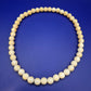 Elegante Vintage Perlenkette mit Verlauf in Creme