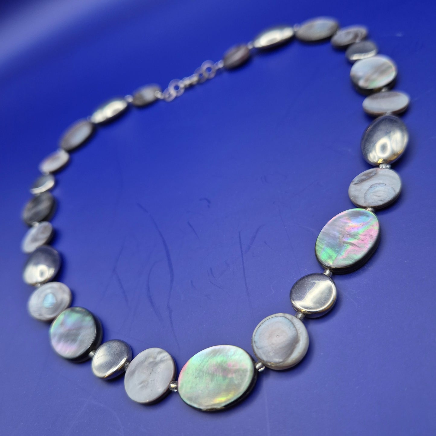 Elegante Perlmutt Ketten Collier in schillernden Farben Vintage