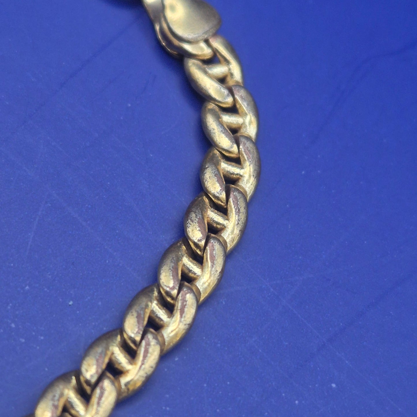 Klassisches Panzerarmband in Gold-Optik mit Karabinerverschluss