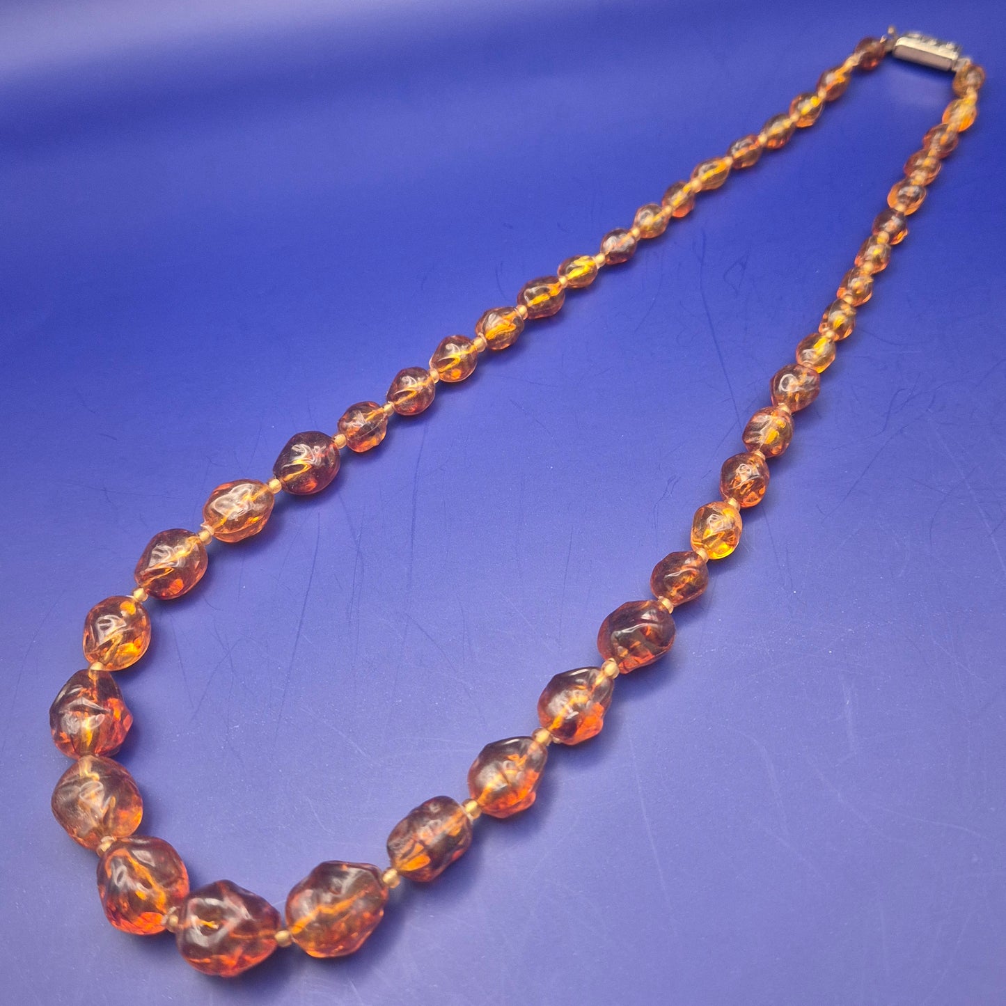 Vintage Bernstein Kette facettierte Kugeln honigfarbenes Design