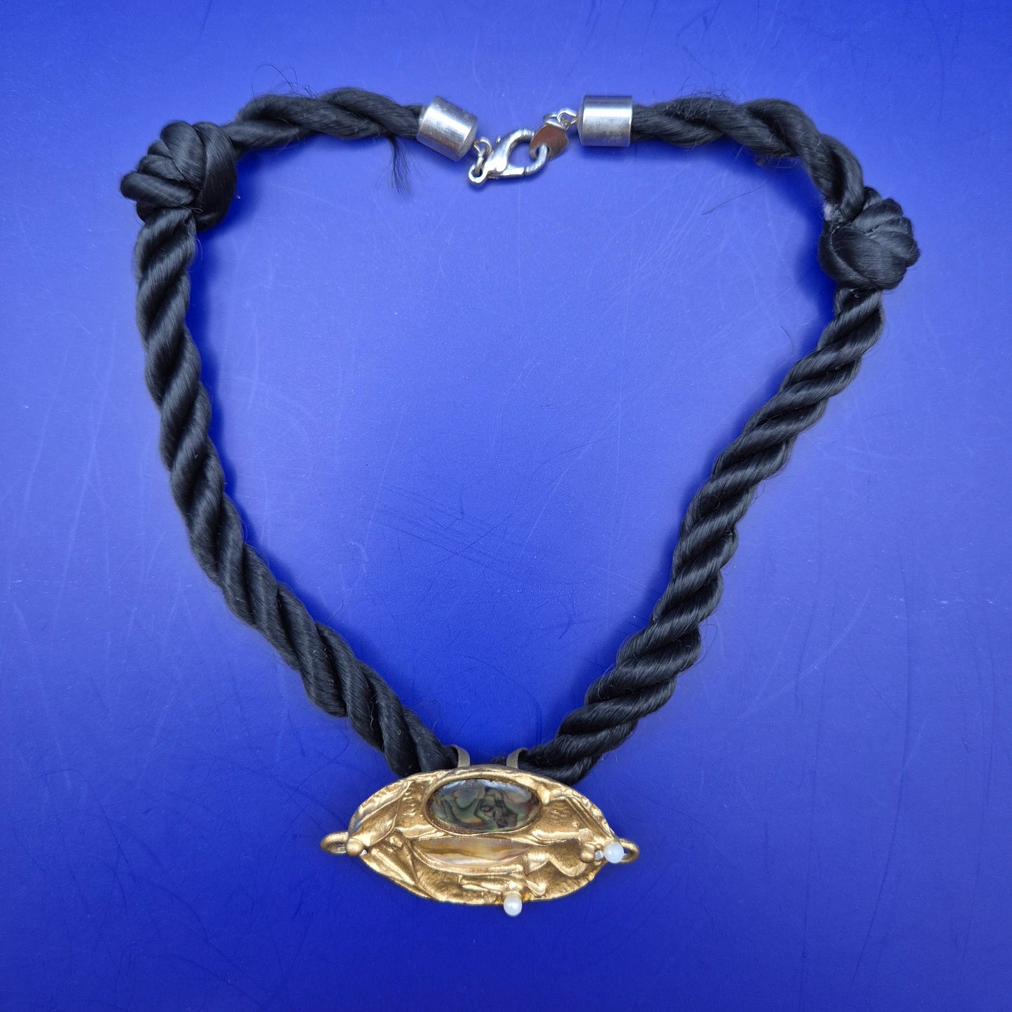Vintage Statement Kette Seilkordel mit künstlerischem Anhänger