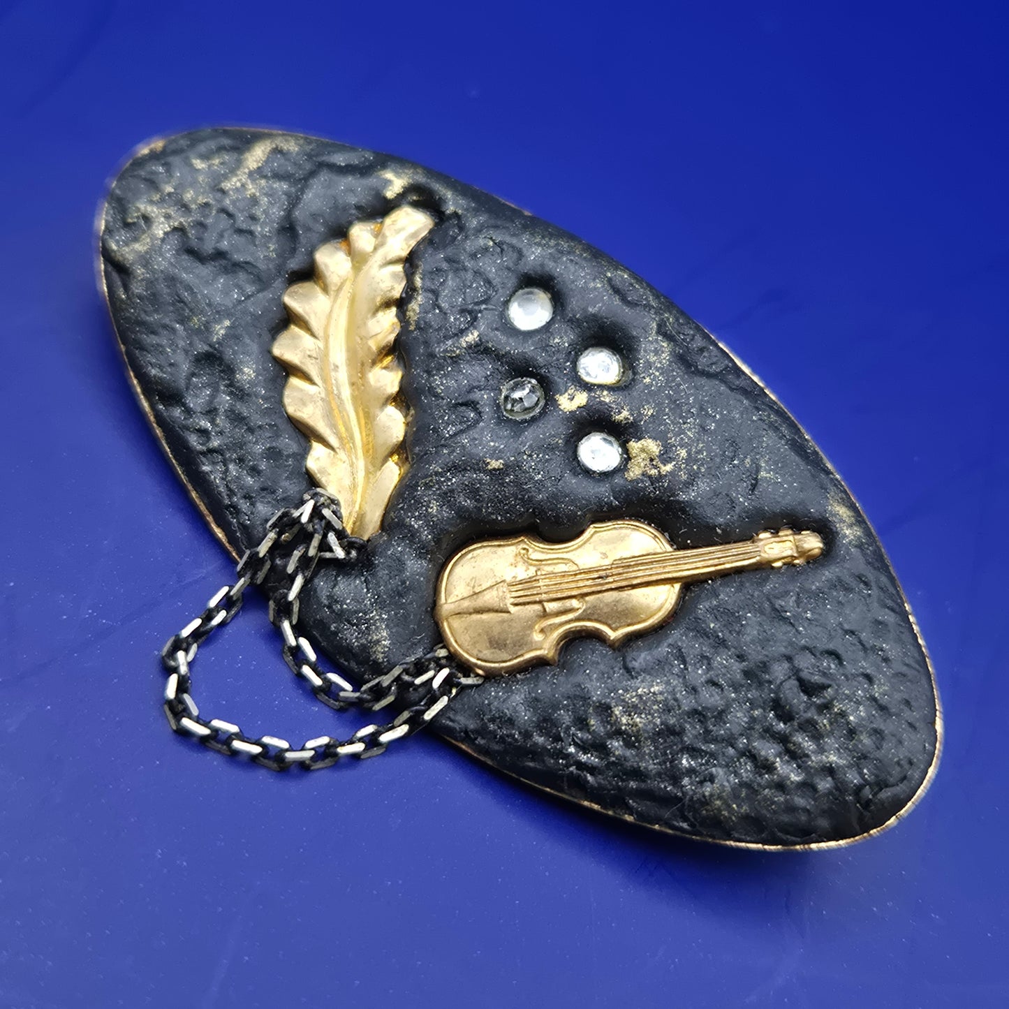 Vintage Brosche Musikmotiv mit Geige und Blatt Goldfarben
