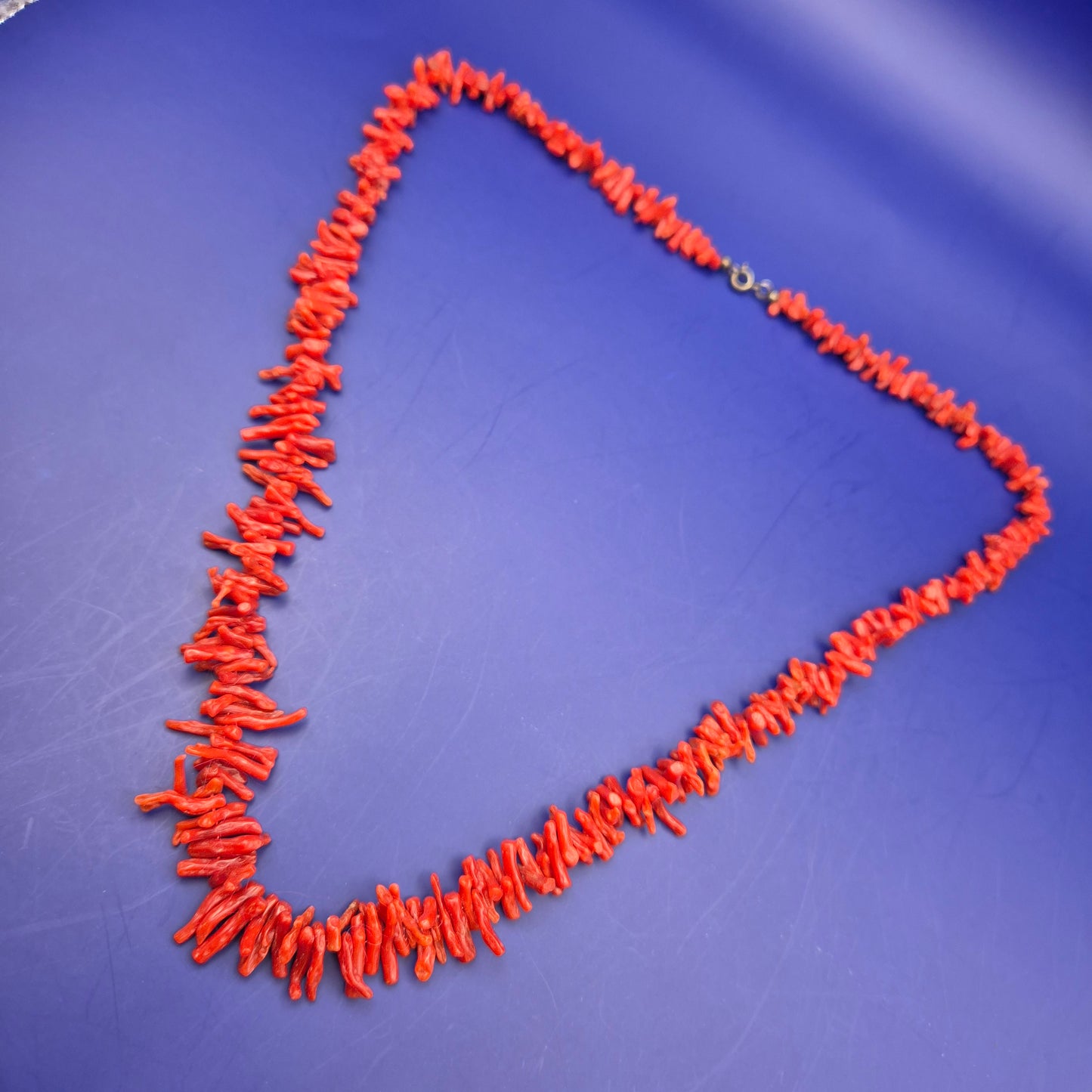 Vintage Korallenkette aus rotem Korallen-Splitter Zweigen