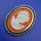Vintage Cameo Brosche mit Damenprofil in Goldoptik