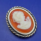 Vintage Cameo Brosche mit Damenprofil in Goldoptik