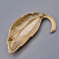 Vintage Blatt Brosche in Goldoptik mit roter Emaille