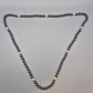 Elegante Vintage Kette mit Hämatit-Perlen und Akzenten