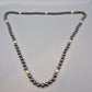 Elegante Vintage Kette mit Hämatit-Perlen und Akzenten