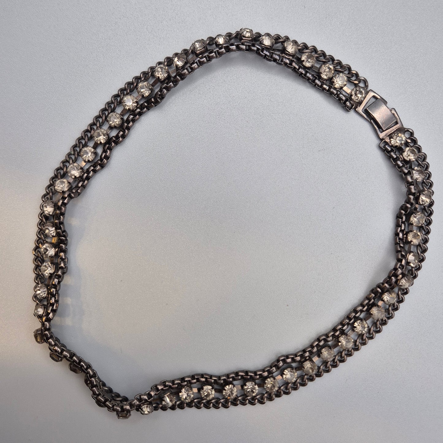Vintage Strass Armband mit Gliederkette Gunmetal Optik