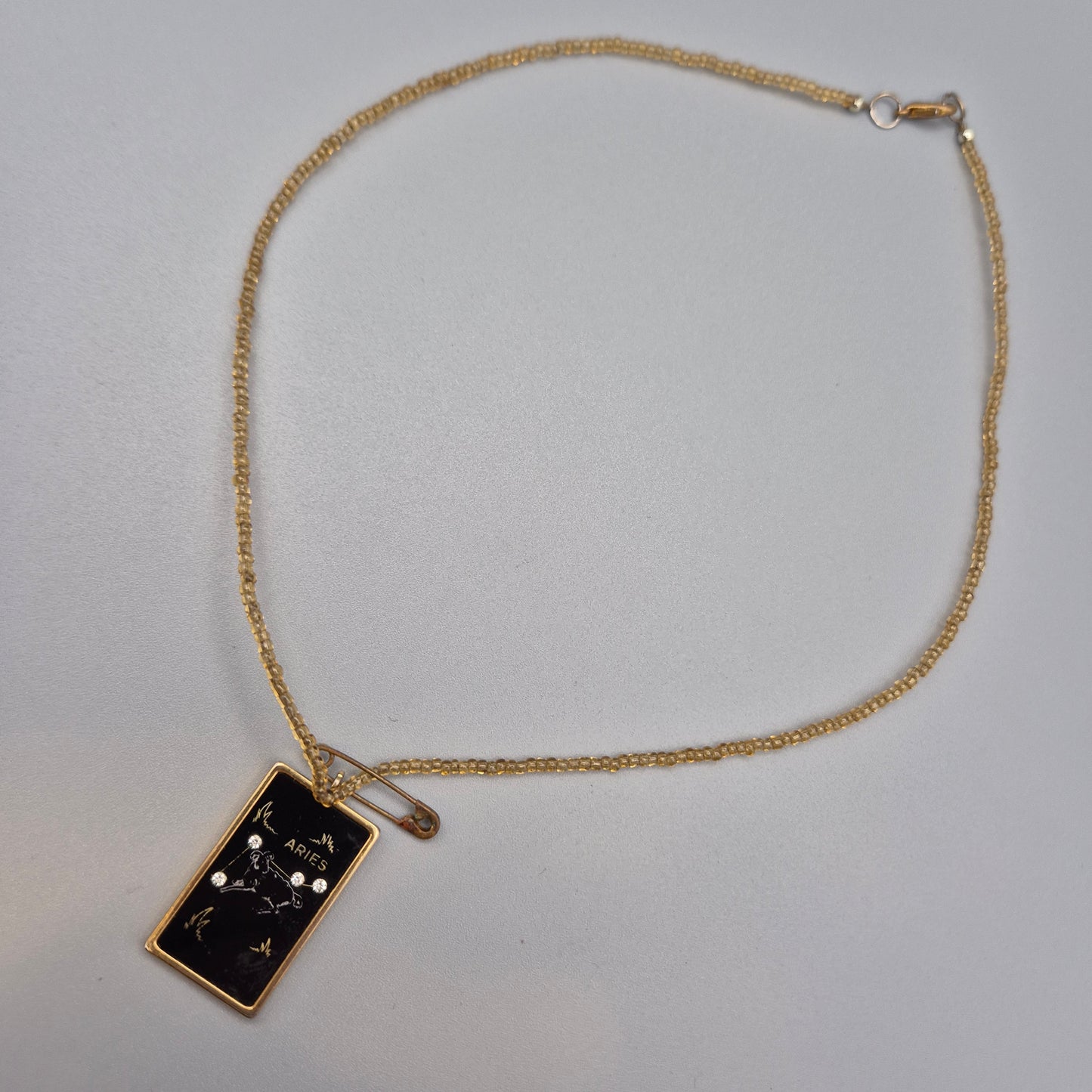 Vintage Sternzeichen Kette ARIES Widder mit Anhänger Goldfarben