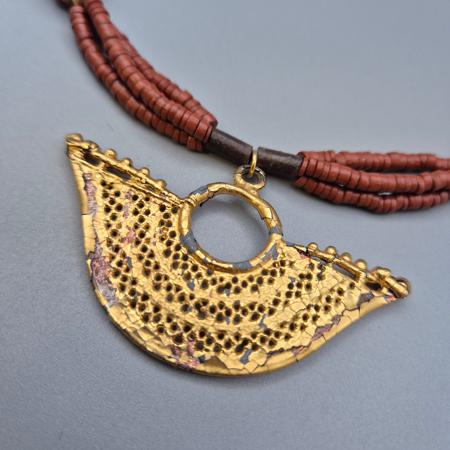 Vintage Ethno Kette mit goldenem Filigran Anhänger geflochten
