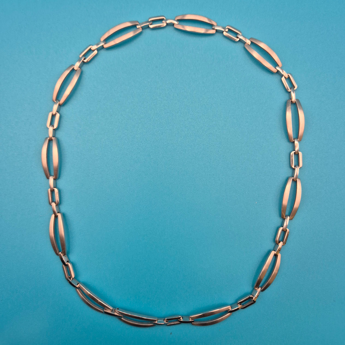Elegante Vintage Kette mit geometrischen Gliedern