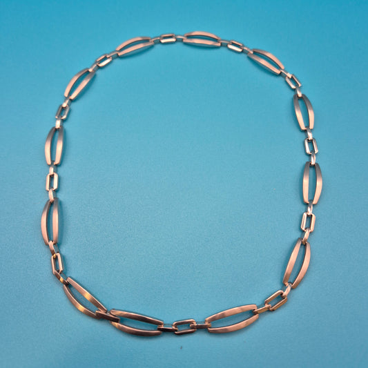 Elegante Vintage Kette mit geometrischen Gliedern