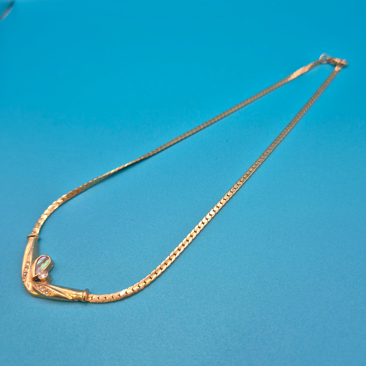 Elegante Vintage Collier Halskette mit Steinbesatz und Fischgrätkette