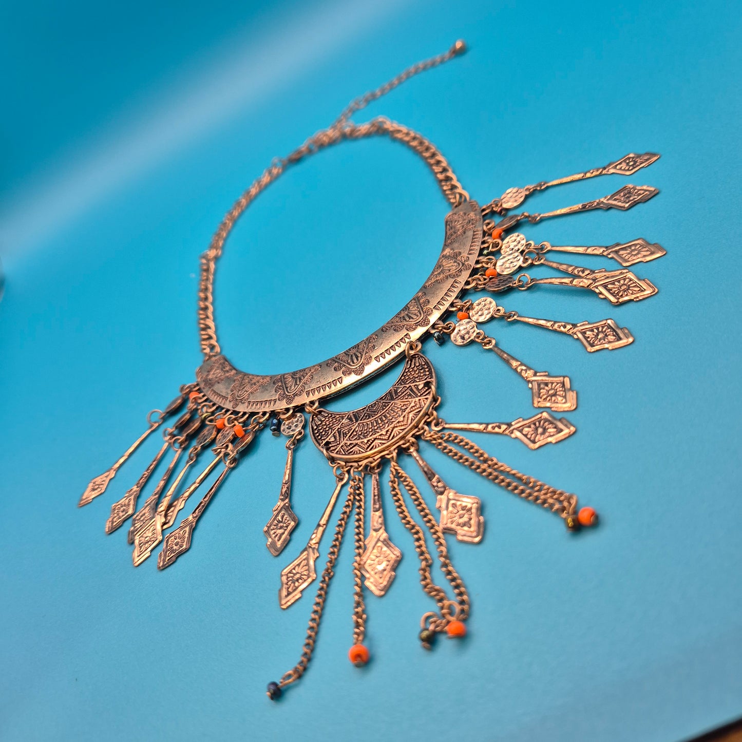 Vintage Statement Collier im Boho Ethno Stil mit Ornamenten und Anhängern