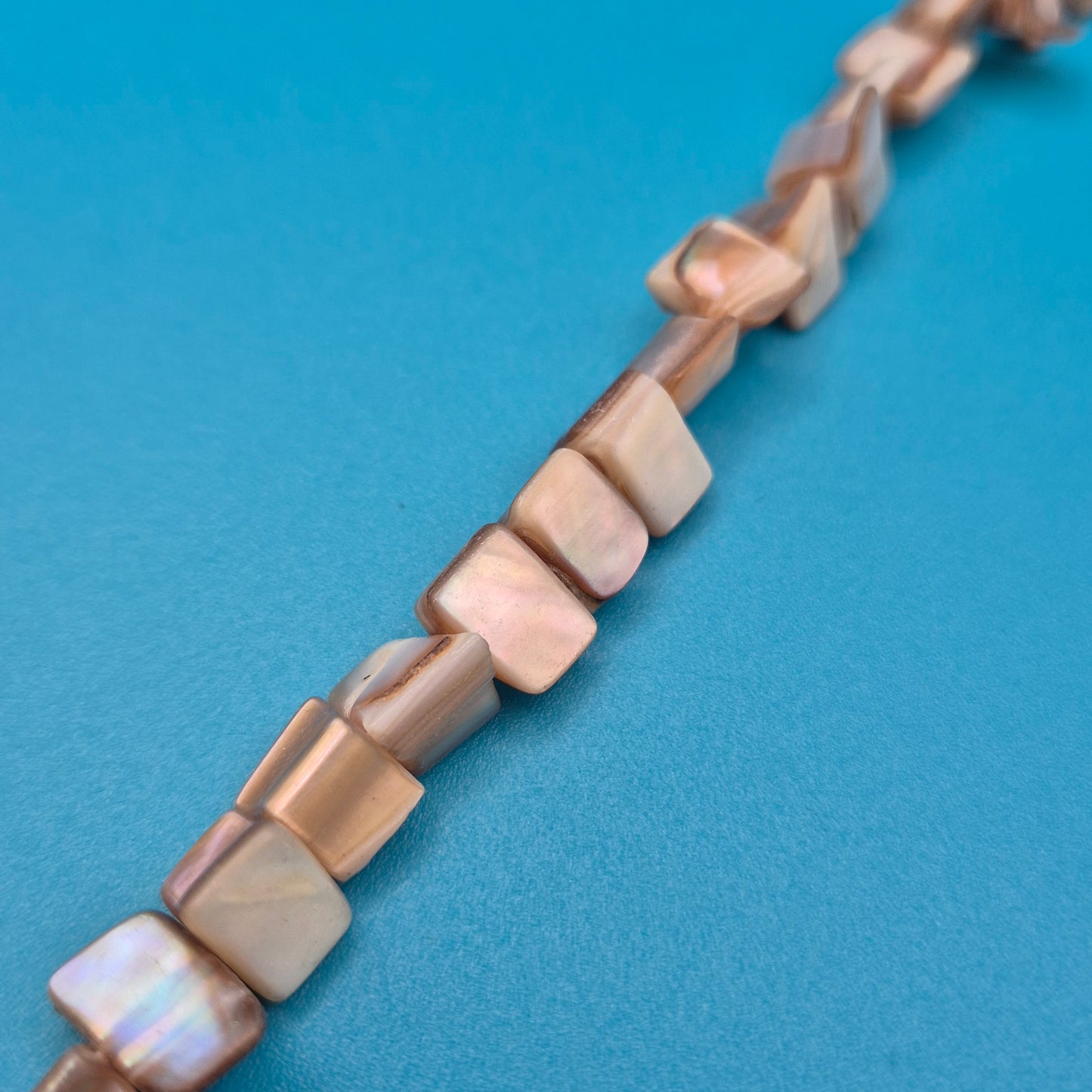 Elegante Vintage Kette aus Perlmutt Elementen