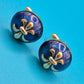 Vintage Manschettenknöpfe mit blauer Emaille und Lilien-Emblem