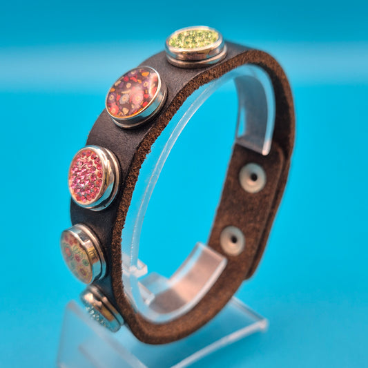 Vintage Lederarmband mit bunten Wechsel-Druckknöpfen Boho-Style