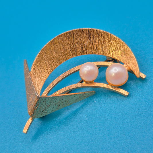 Vintage Designer Brosche in Halbmond-Optik mit zwei Perlen Goldfarben
