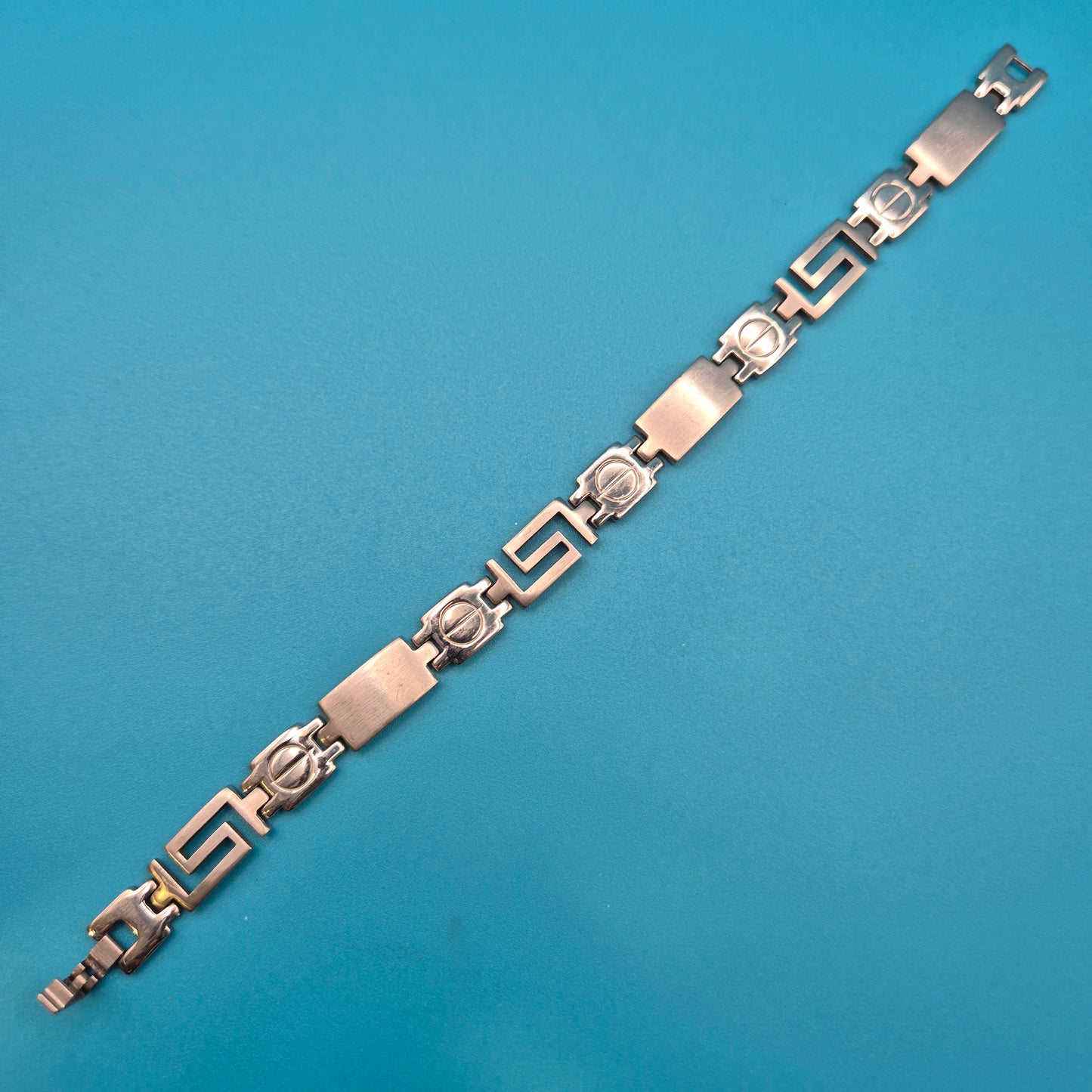 Vintage Edelstahl Armband im griechischen Mäander-Design