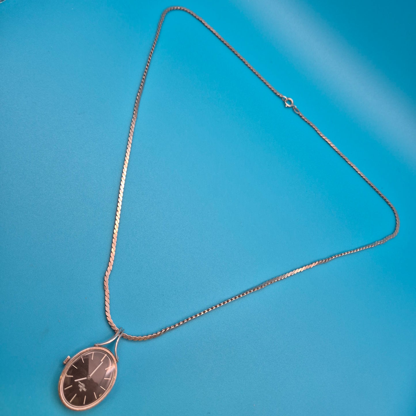 Elegante Vintage Premira Bijou Uhren-Halskette im ovalen Design