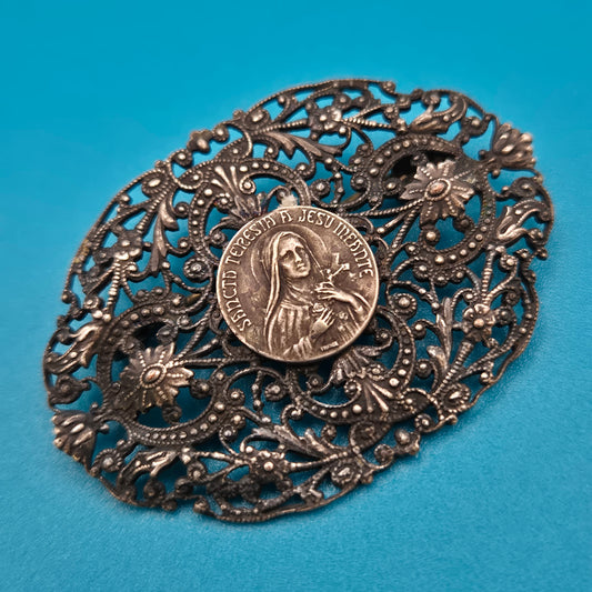 Vintage Brosche St. Theresia vom Kinde Jesu Filigraner Schmuck