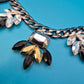 Vintage Statement-Kette mit geschliffenen Schmucksteinen in Anthrazit-Optik