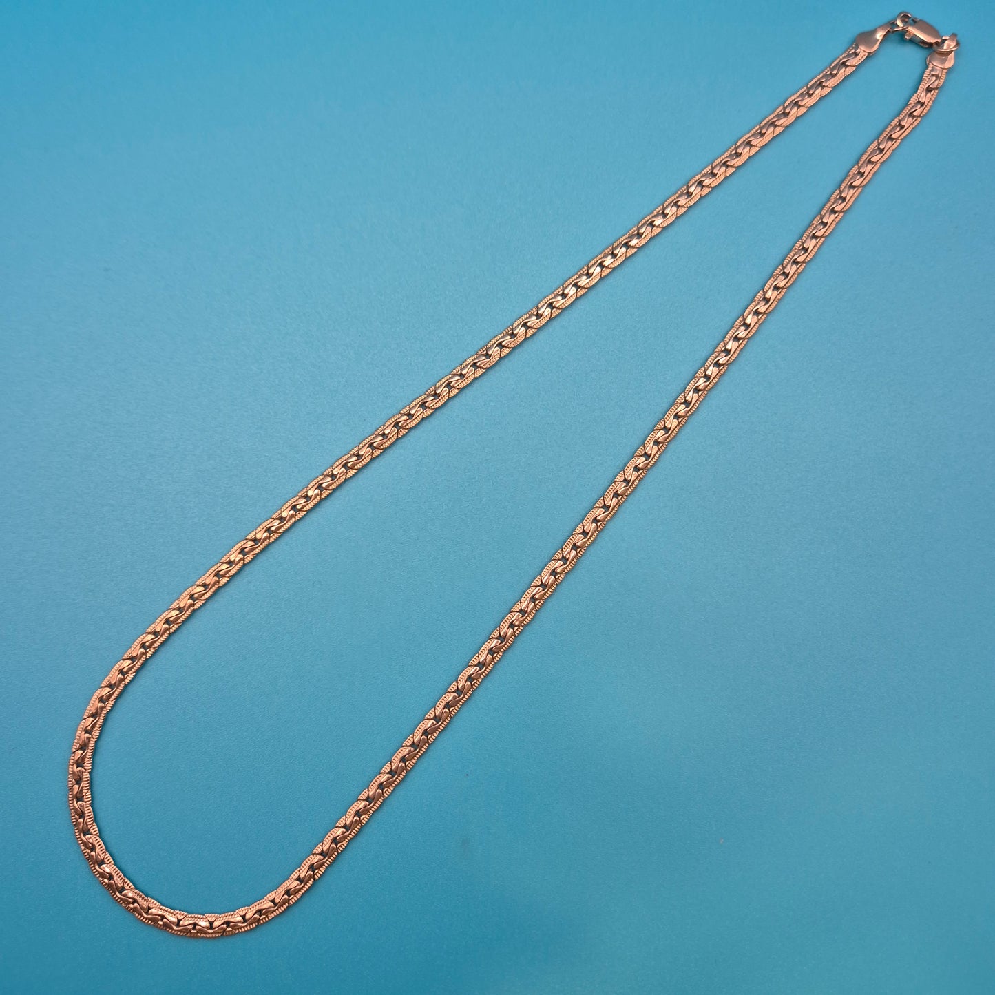 Klassische Vintage Kette in Goldoptik – Geflochtenes Design