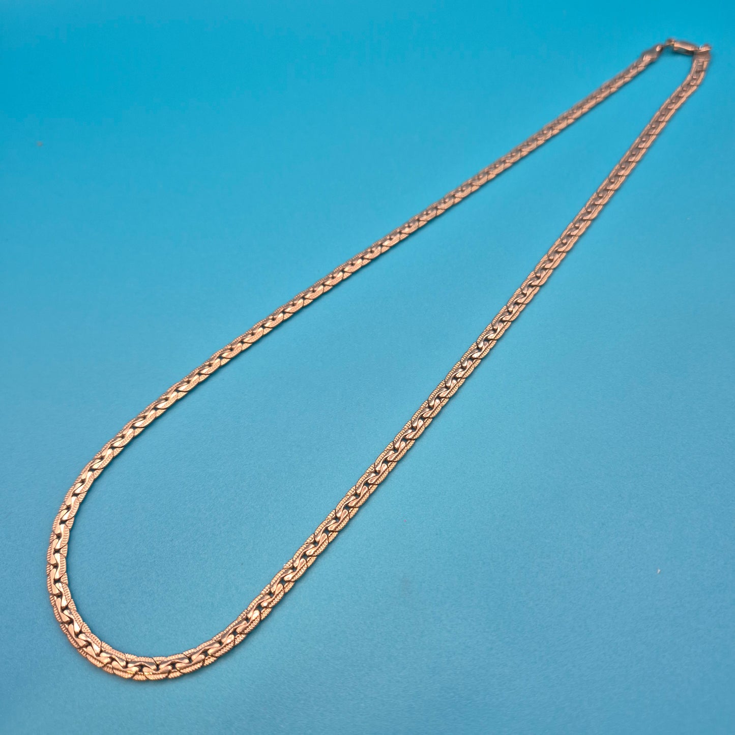 Klassische Vintage Kette in Goldoptik – Geflochtenes Design