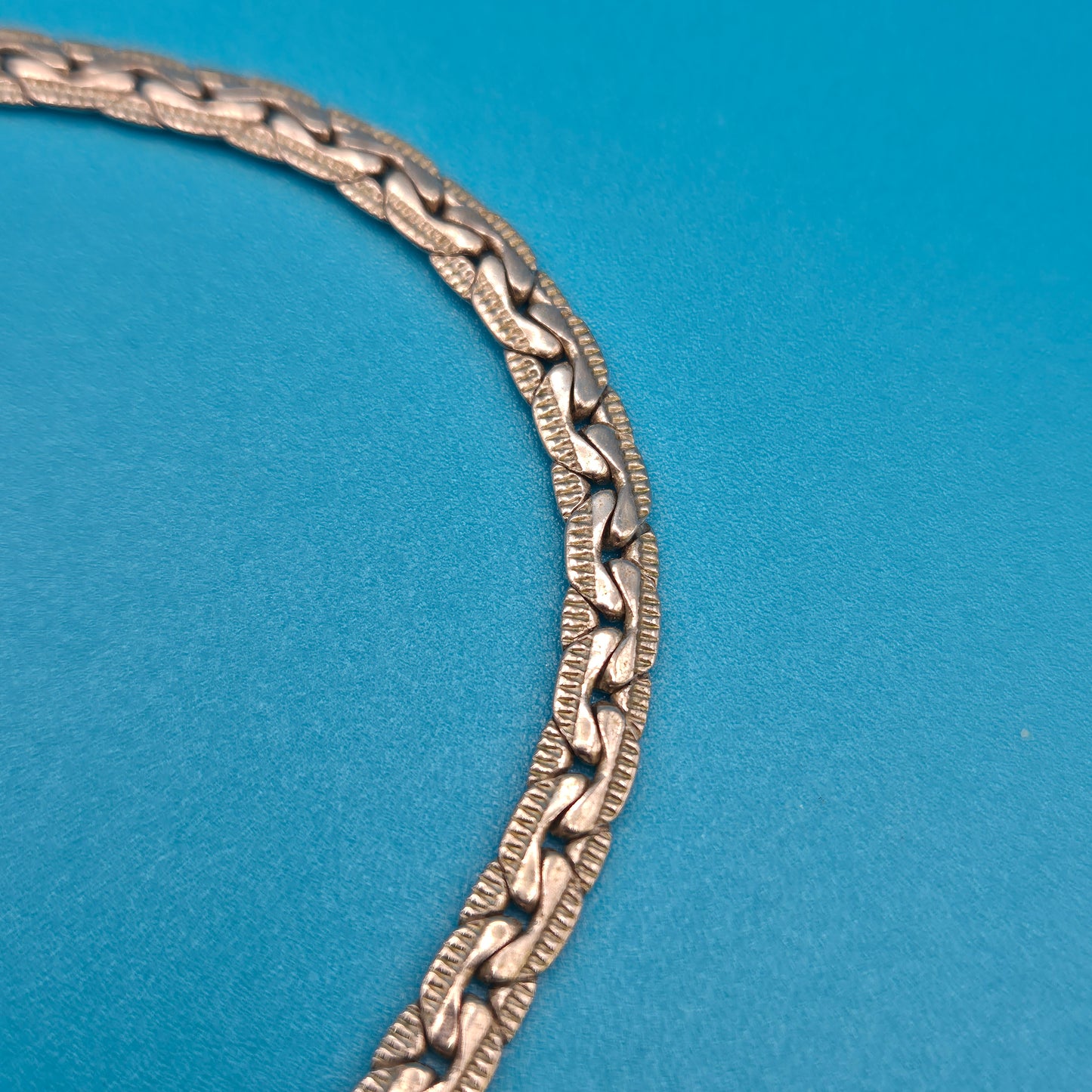 Klassische Vintage Kette in Goldoptik – Geflochtenes Design