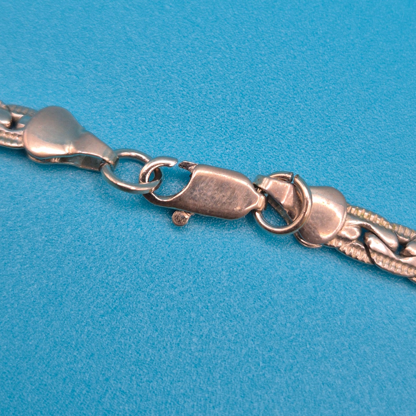 Klassische Vintage Kette in Goldoptik – Geflochtenes Design