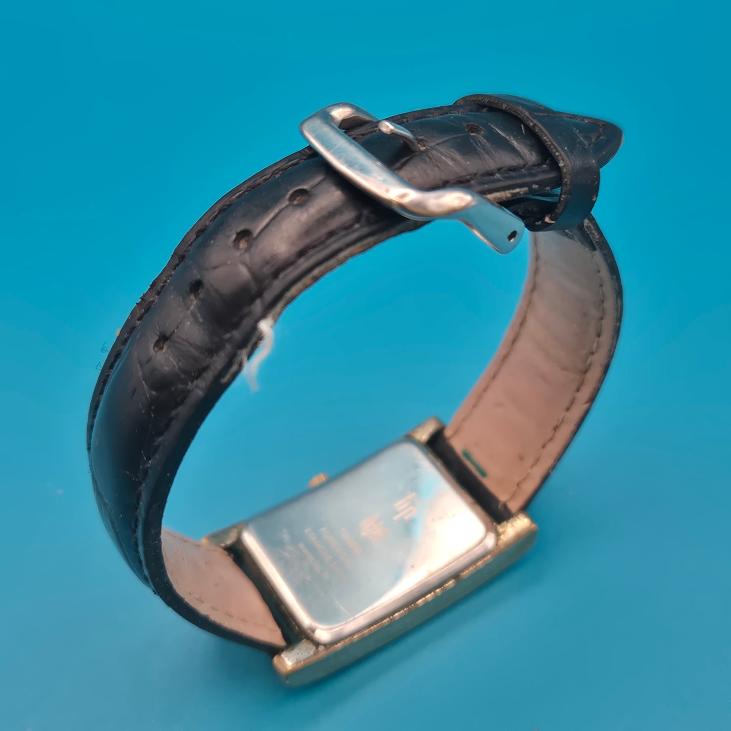Vintage Lip Damenuhr Goldfarben Quartz mit Lederarmband