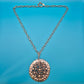 Vintage Statement-Kette mit großem gehämmertem Blumen-Anhänger