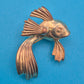 Vintage Goldfarbene Fisch-Brosche im verspielten Design