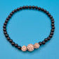 Elegantes Stretch-Armband mit schwarzen Perlen und Kristall-Akzenten