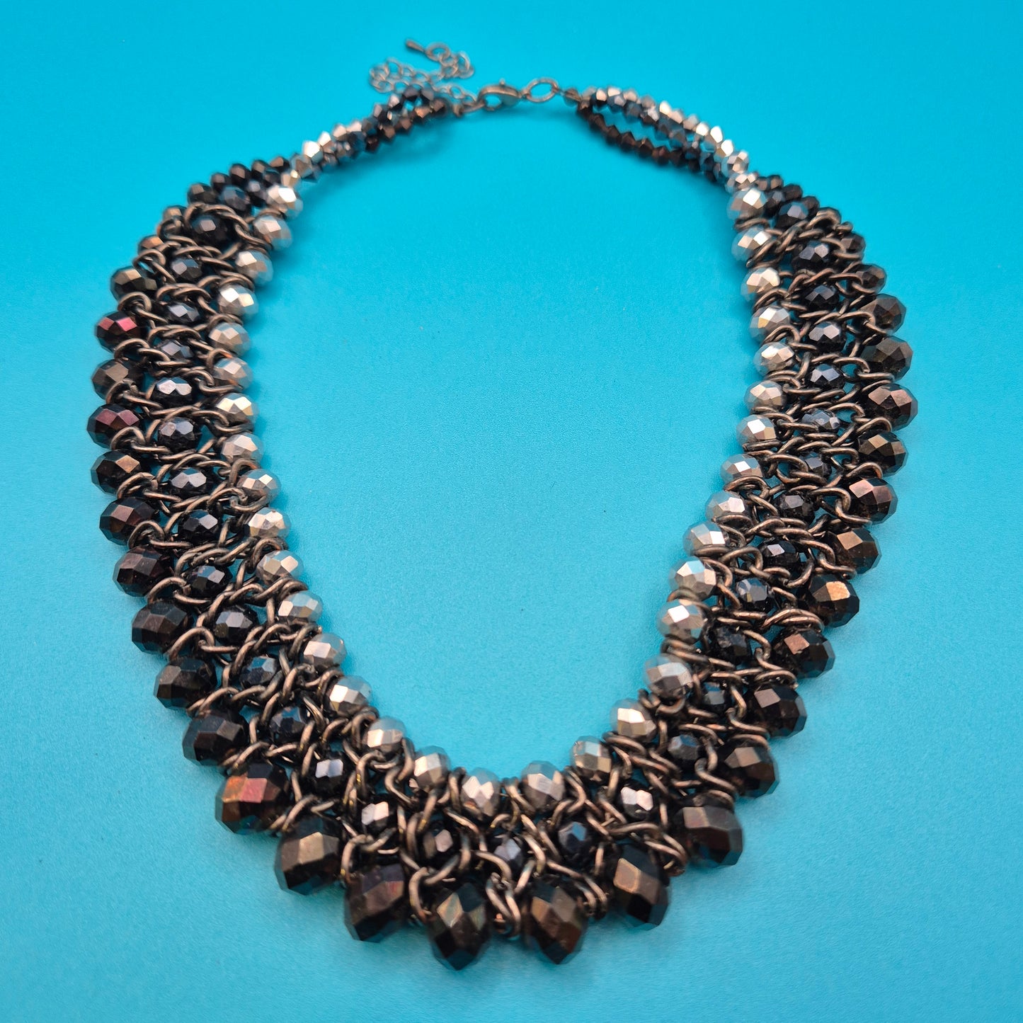 Vintage Statement Collier mit facettierten Glasperlen in Grau & Anthrazit