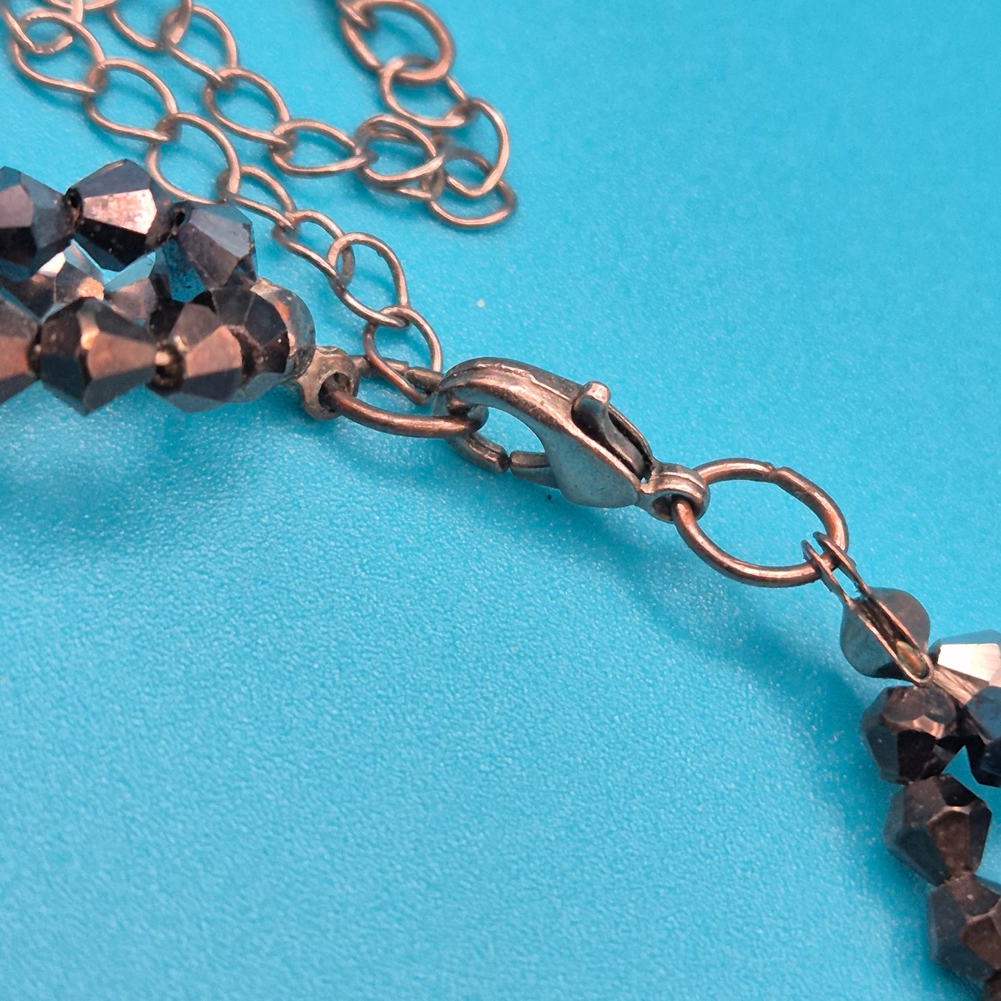 Vintage Statement Collier mit facettierten Glasperlen in Grau & Anthrazit